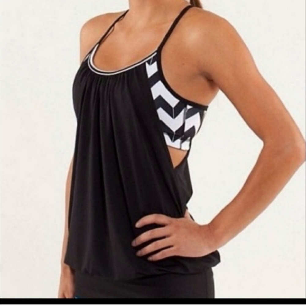 Lululemon Athletica No Limits Black and White yoga exercise Tank Top 6